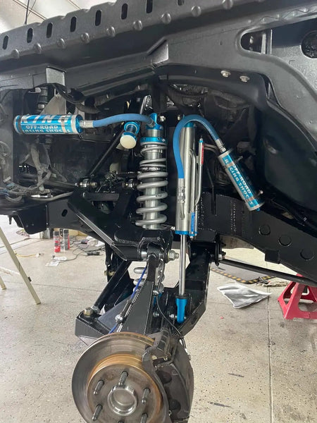 1999-2006 Chevy / GMC - GMT800 1500 - J Arm Race Long Travel Kit Zona Motorsports